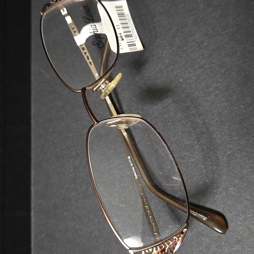 Sophia Loren Glasses